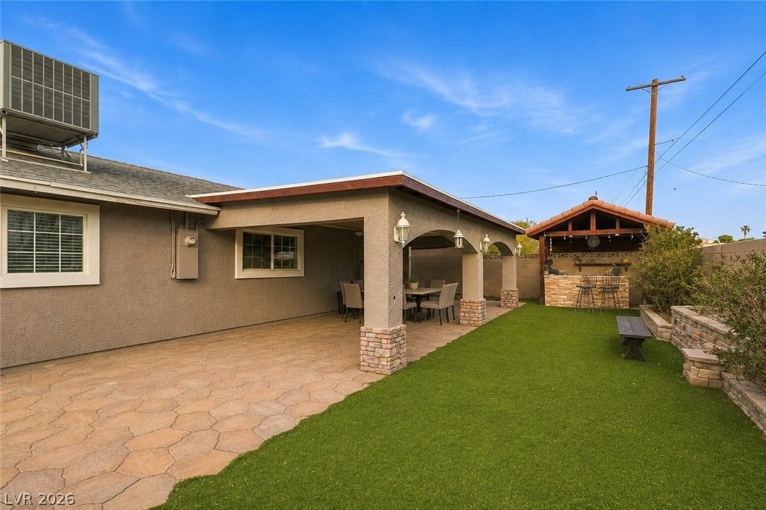 6232 McAllister Avenue photo 3