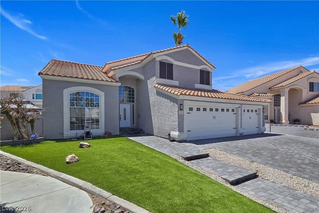 1557 Point Kirby Avenue photo 4