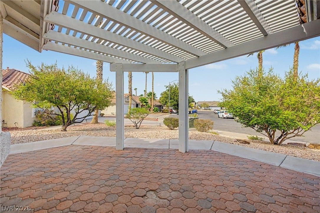 825 Cypress Pines Way photo 5