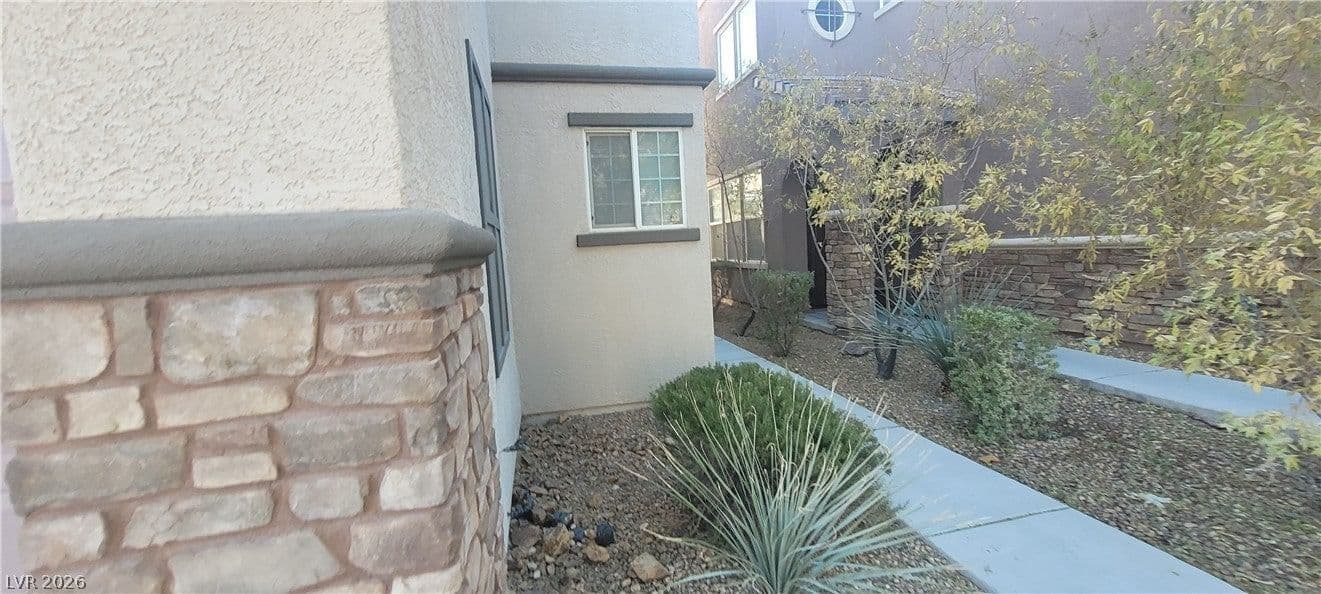 8695 Canfield Canyon Avenue photo 2