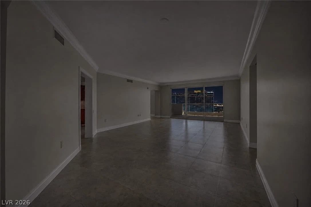 2777 Paradise Road photo 5