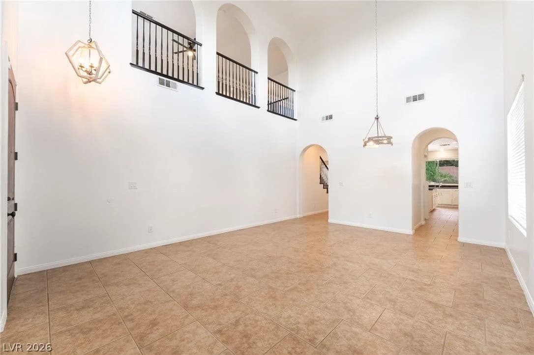 8768 MORENO MOUNTAIN Avenue photo 4