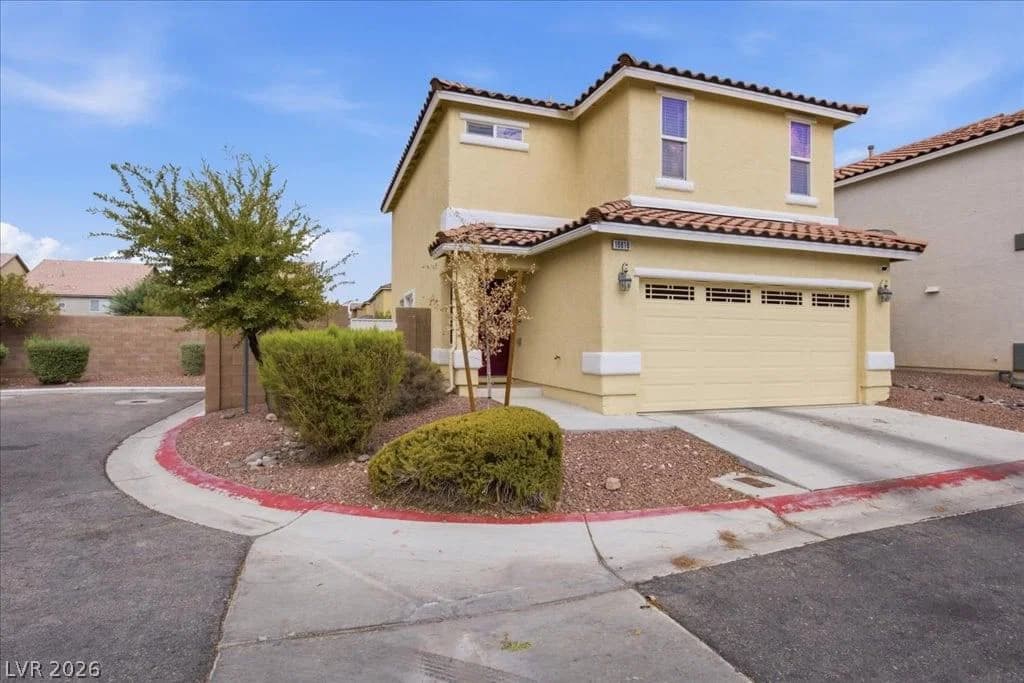 10818 Rosabella Street photo 2