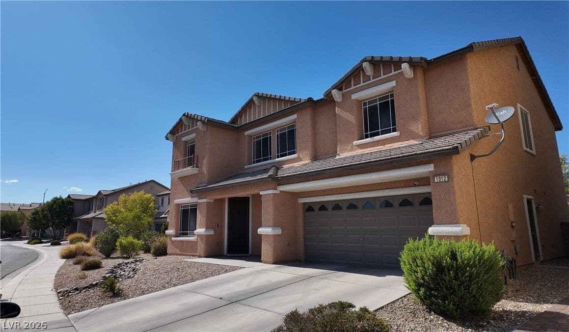 1012 Tropic Wind Avenue photo 3