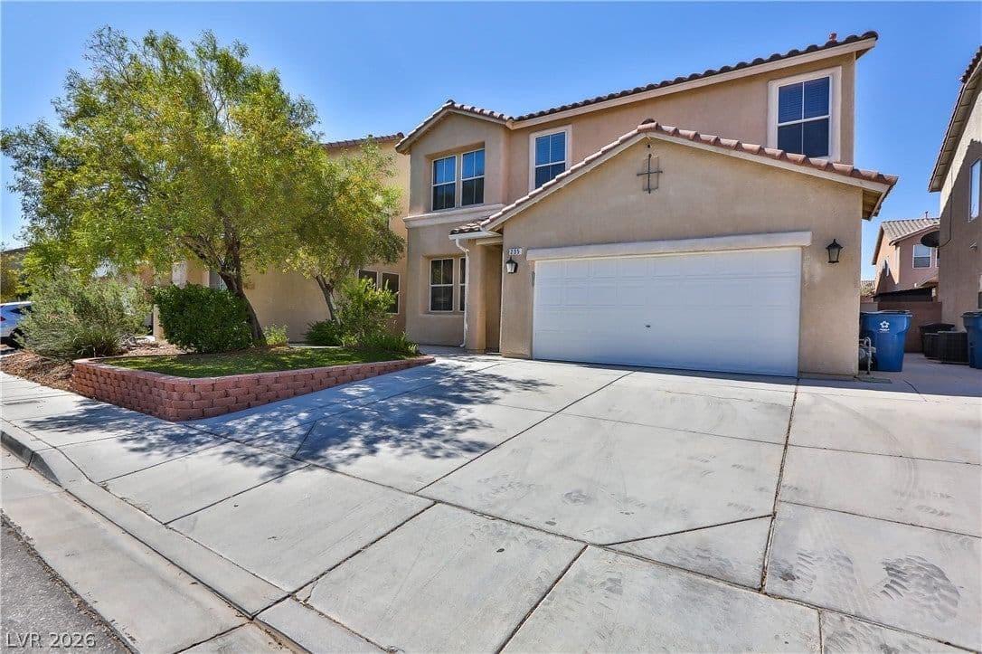 235 Calvino Avenue photo 3