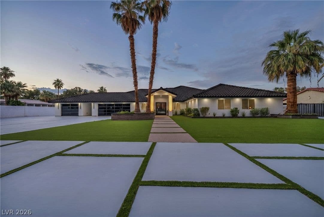 3630 Tobias Lane photo 4