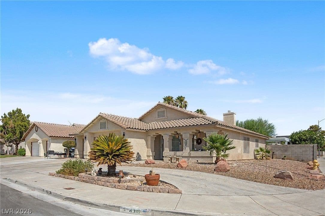 4316 Blushed Meadows Road photo 3