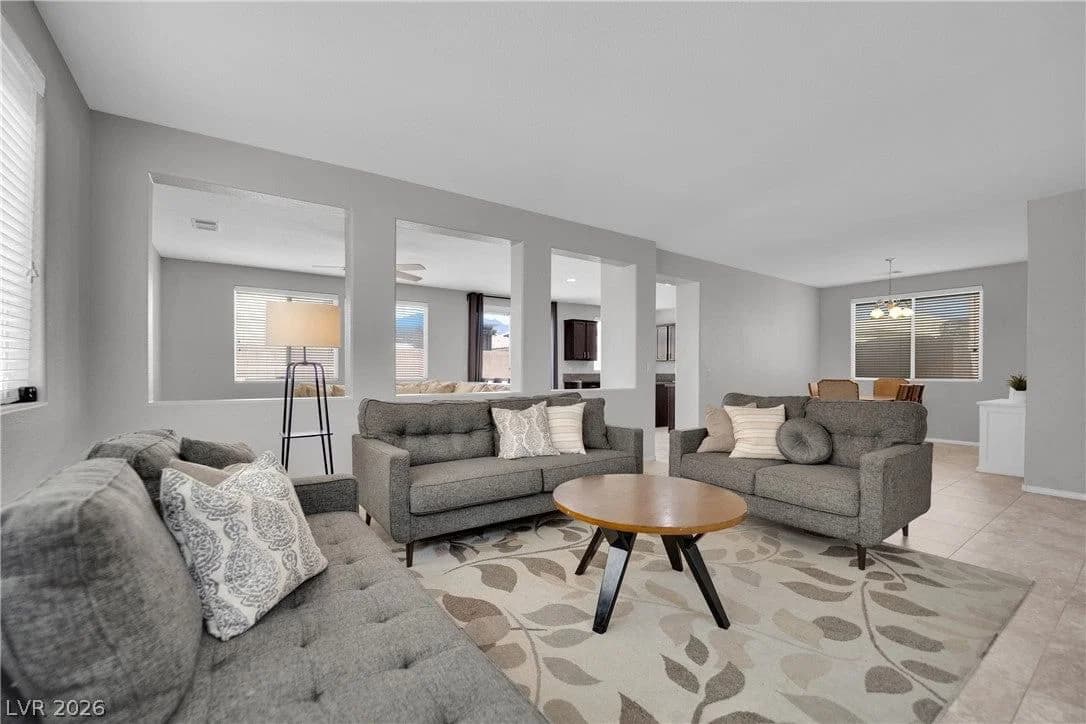 4448 Haven Falls Court photo 4
