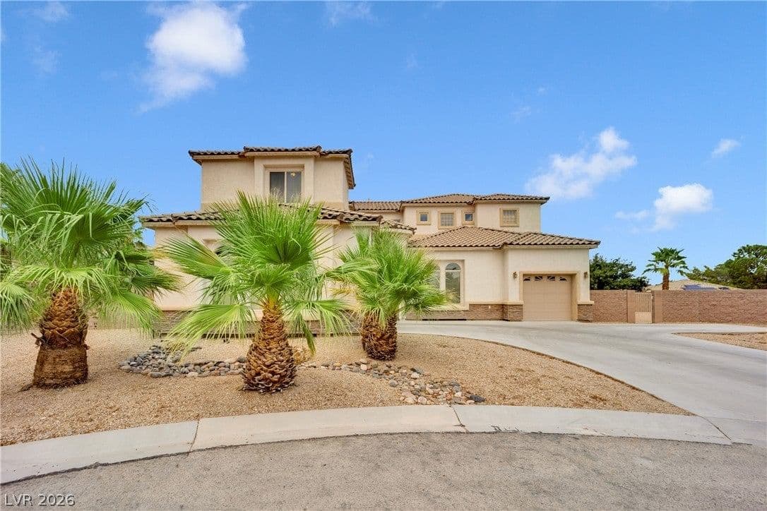 6330 Bellisima Street photo 4