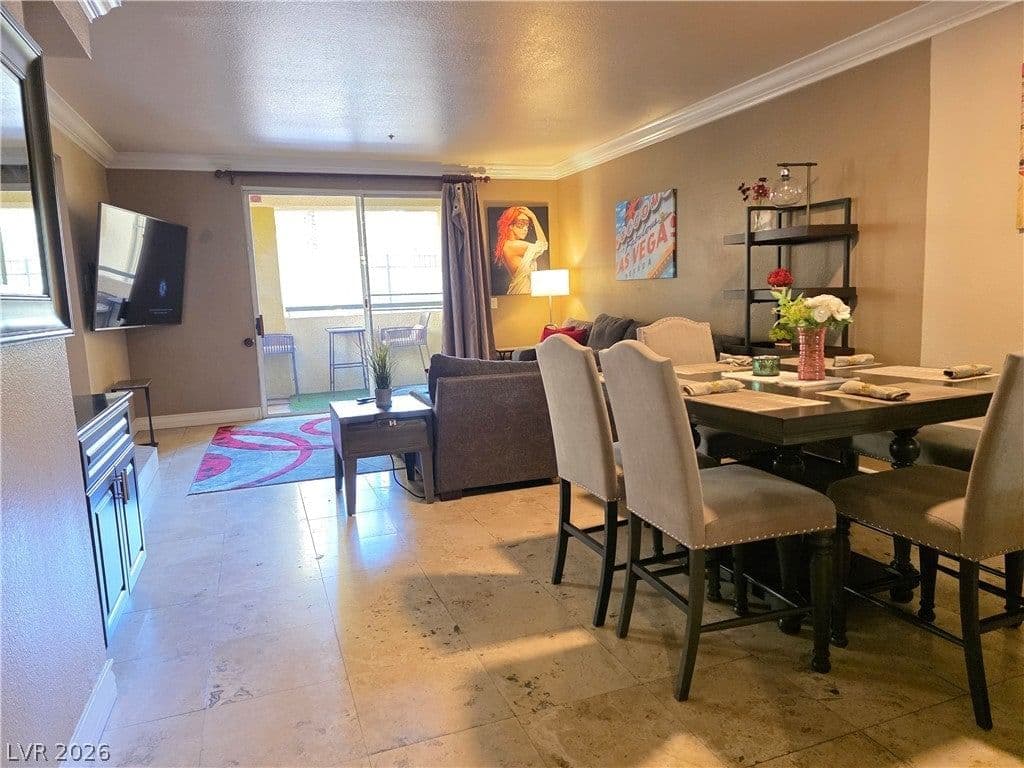 210 Flamingo Road photo 3