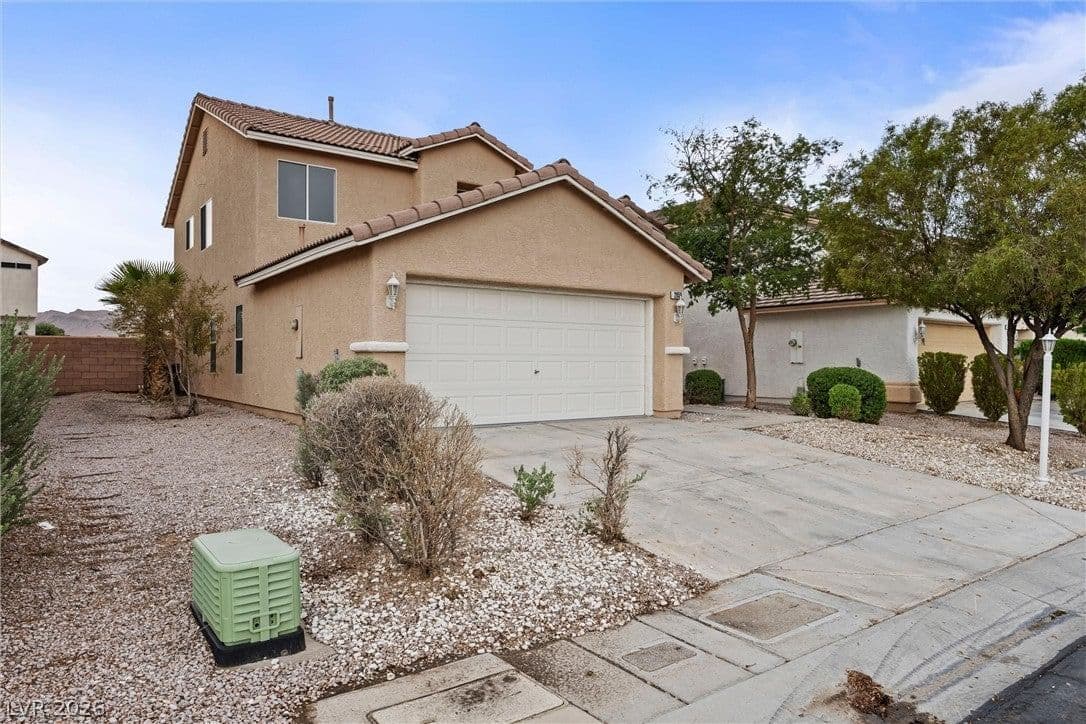 2650 Whisper Ridge Street photo 2