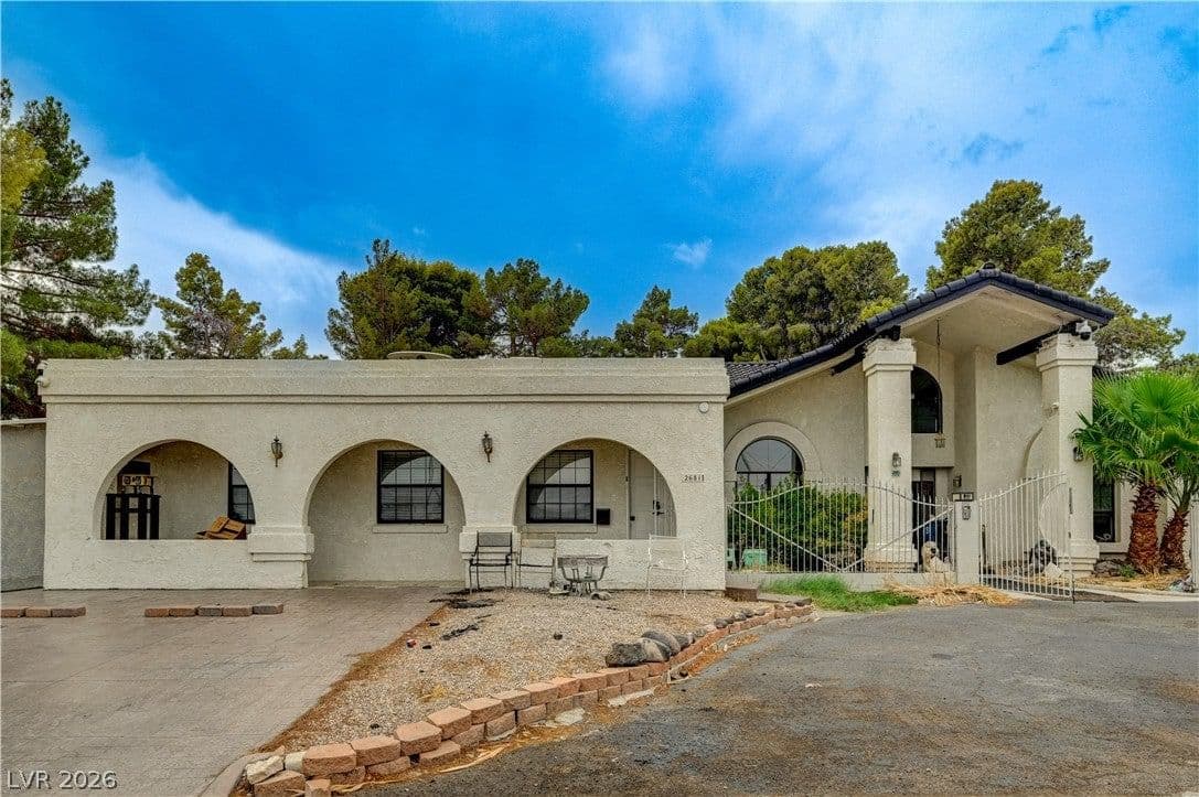 2681 Hacienda Avenue photo 3