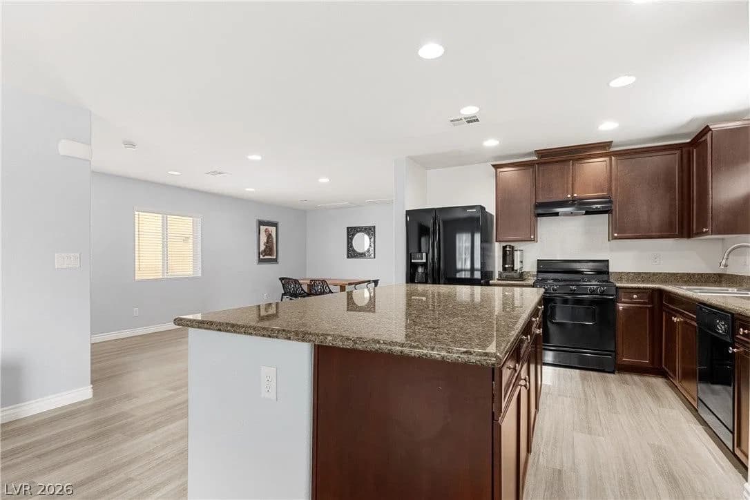 8950 Harmony Hall Avenue photo 3