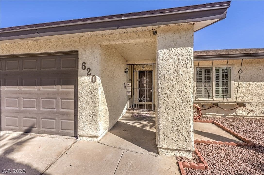 620 Del Prado Drive photo 2
