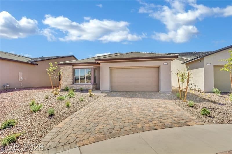 651 Kroker Court photo 2