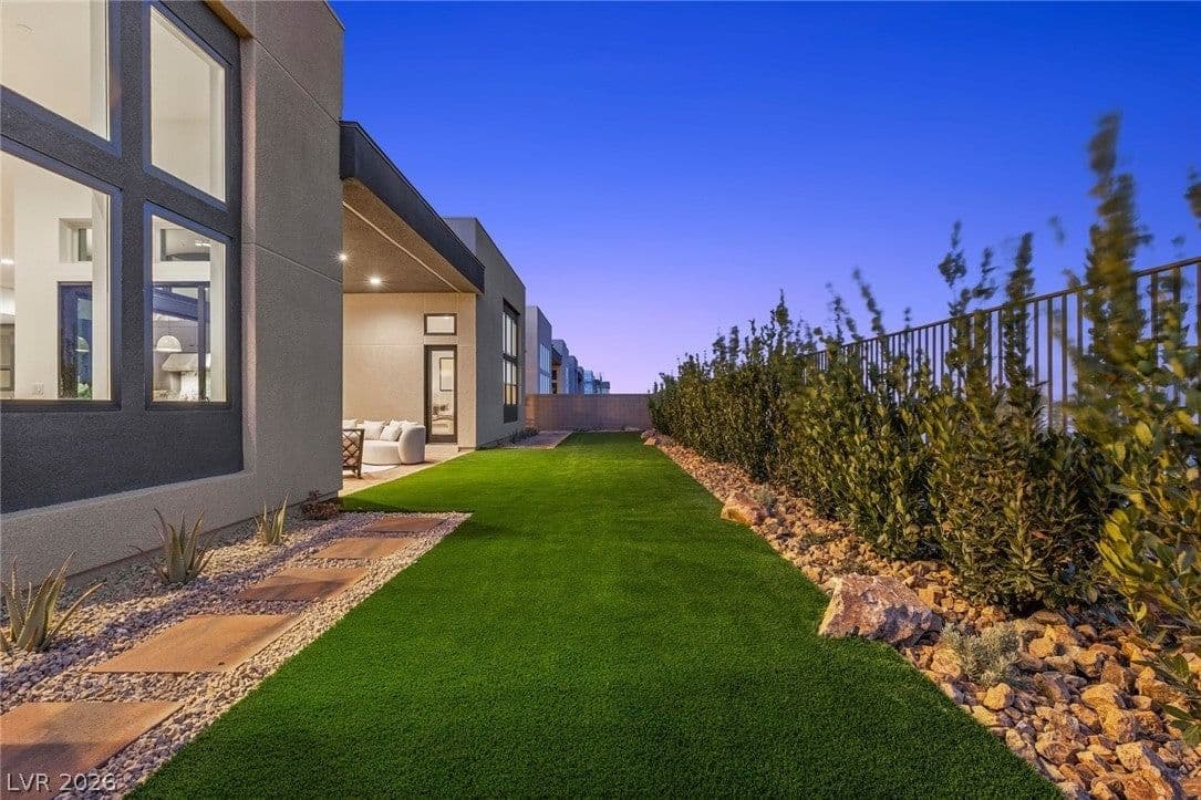 11089 Stone Summit Court photo 3