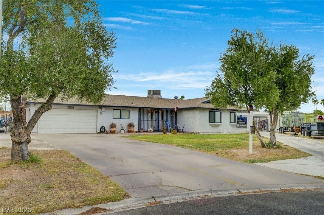 1906 Jasmine Circle