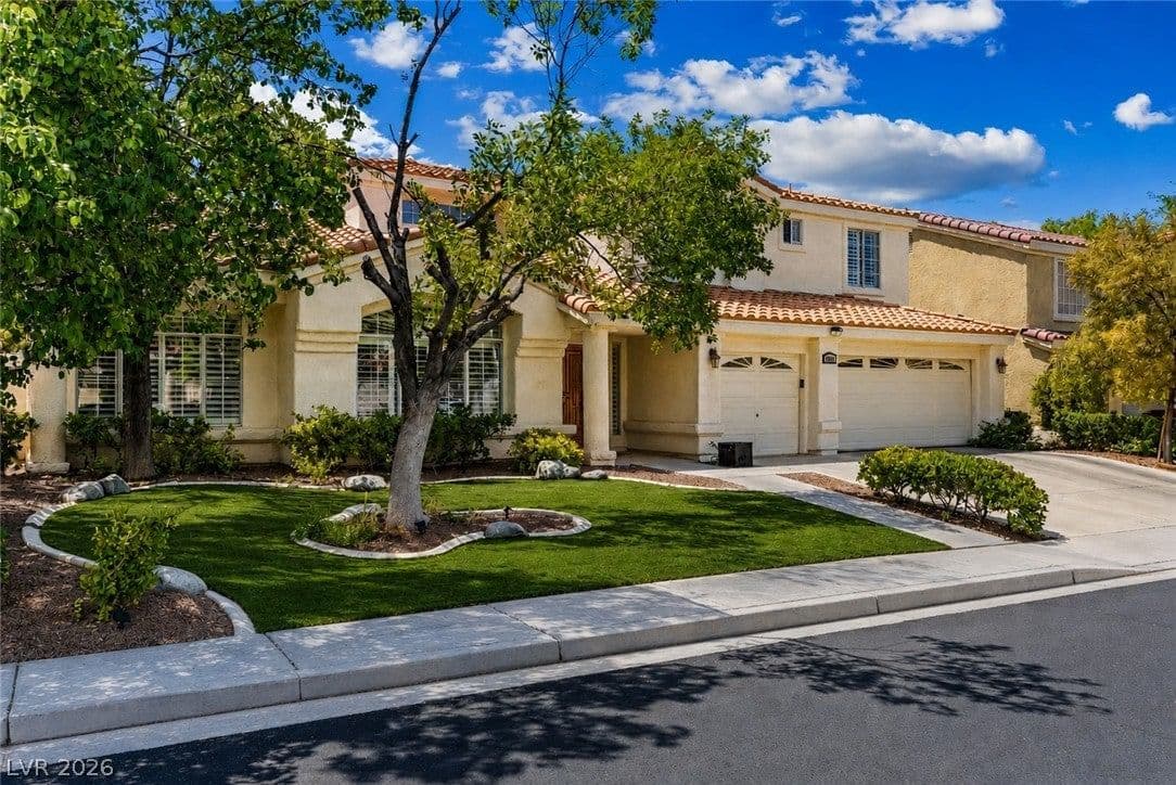 197 Webster Way photo 3