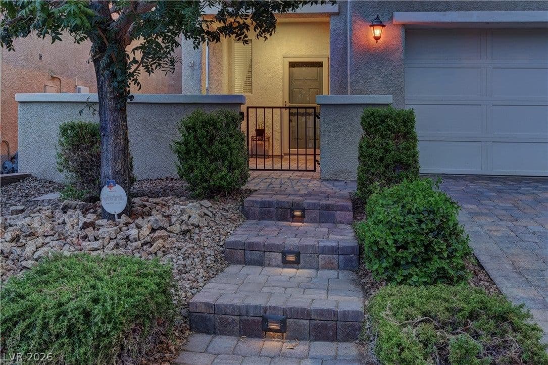 9667 Treeline Run Avenue photo 4
