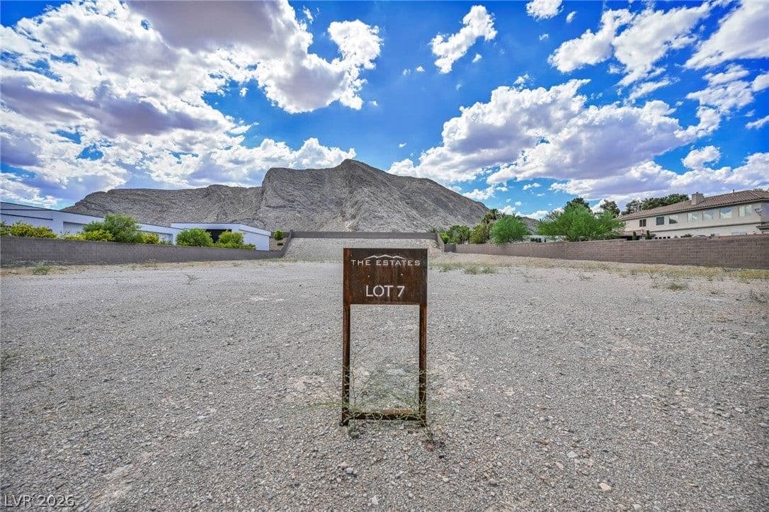 4281 Grand Canyon Drive photo 3