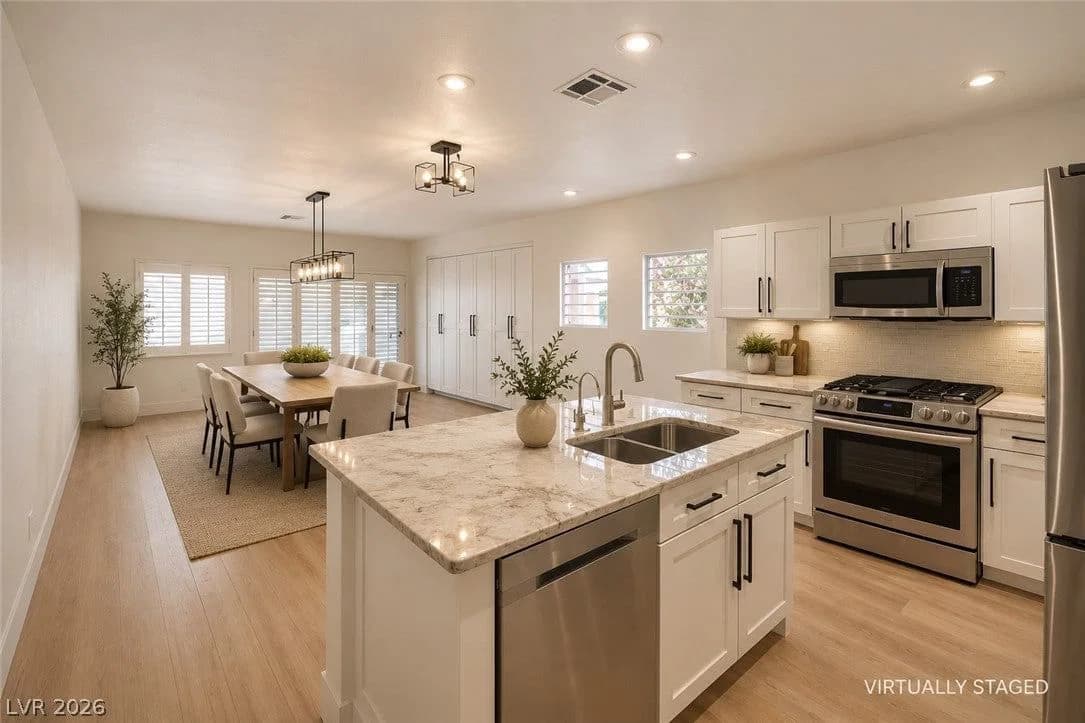 601 Bear Grass Street photo 4