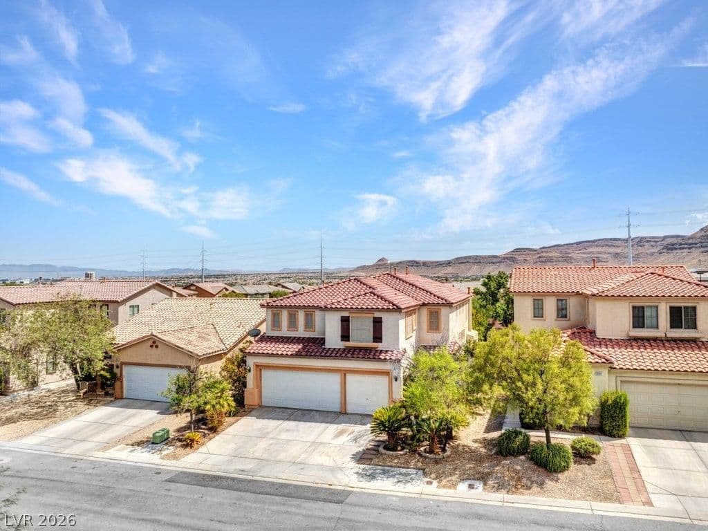 10143 Canyon Hills Avenue photo 3