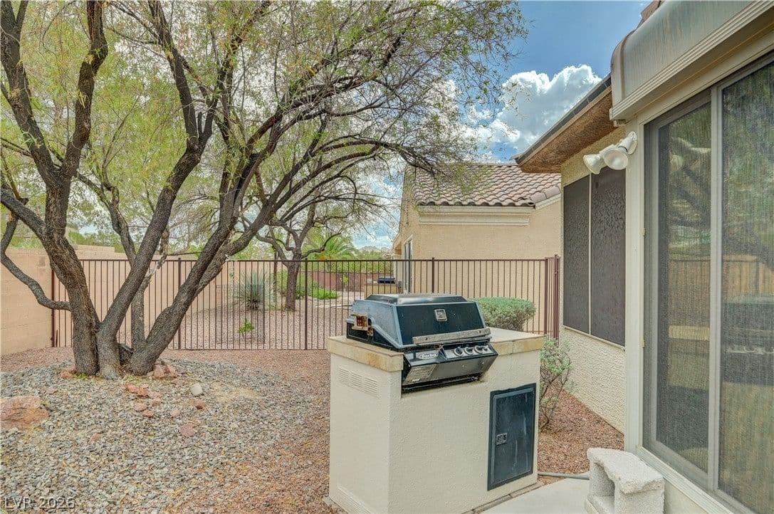 1664 Black Fox Canyon Road photo 5
