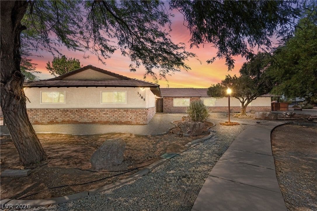 3385 Sisk Street photo 2