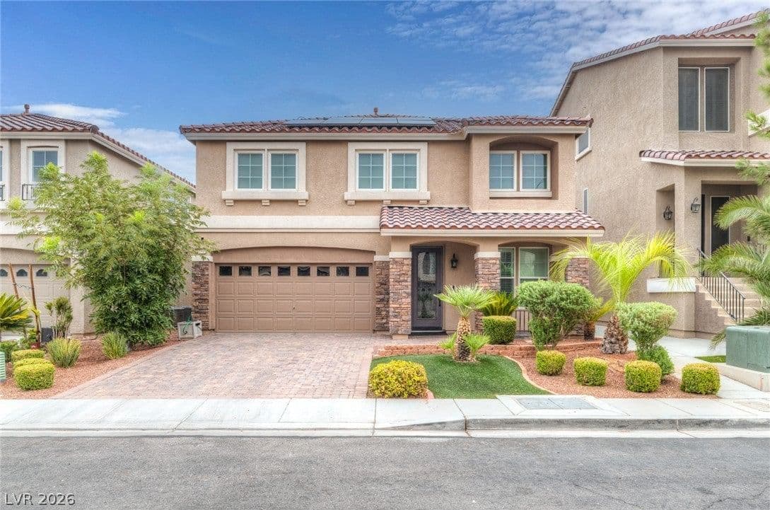 8194 Duncan Peak Court photo 2