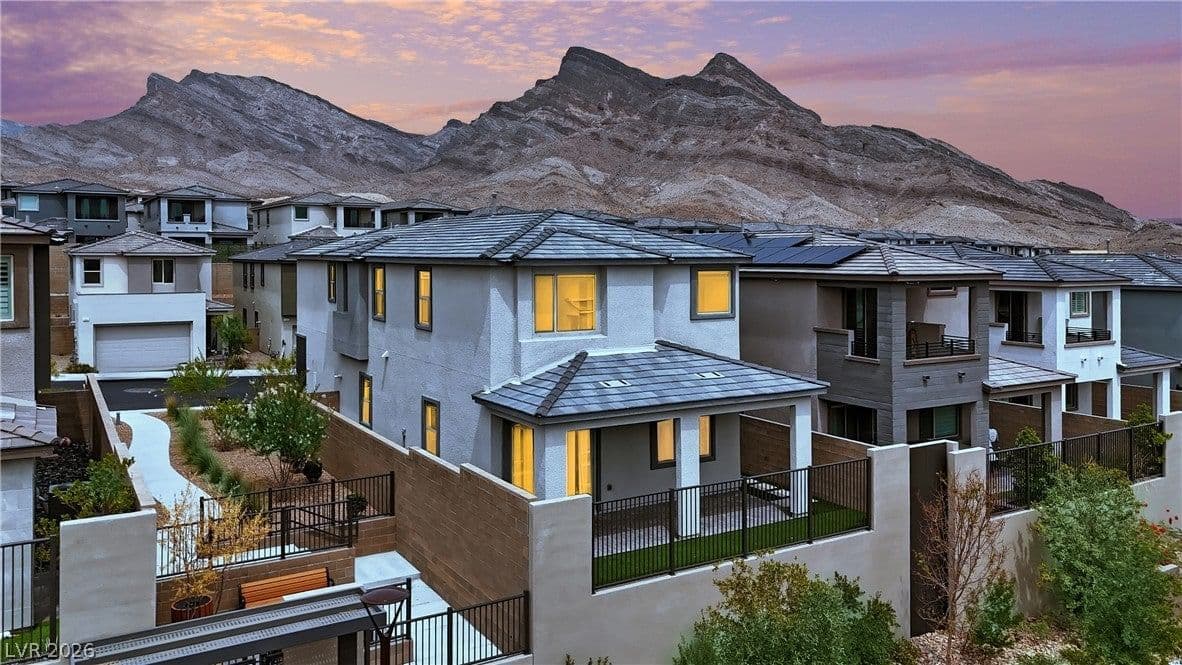 1532 Pacific Baza Street photo 3