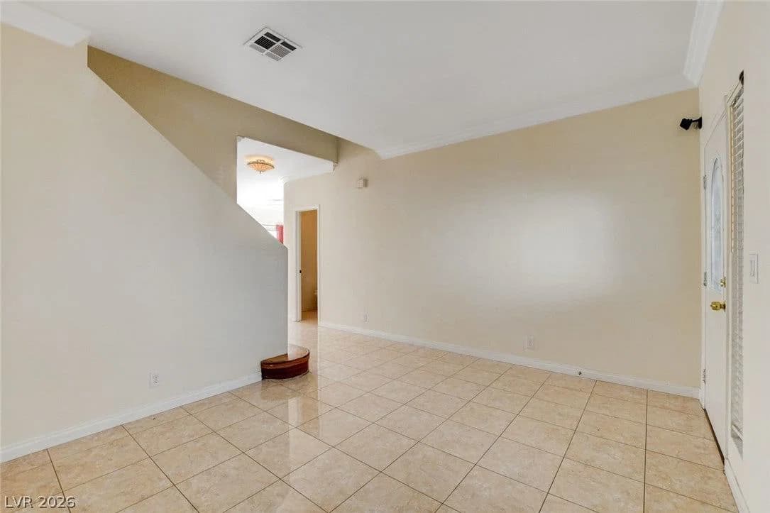 7900 Rustic Canyon Court photo 4