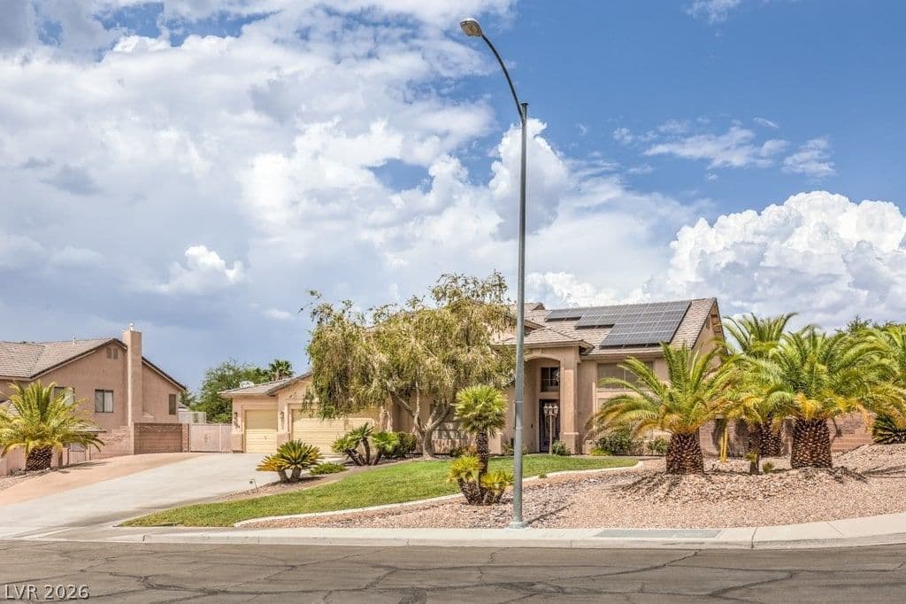 7064 New Moon Way photo 2