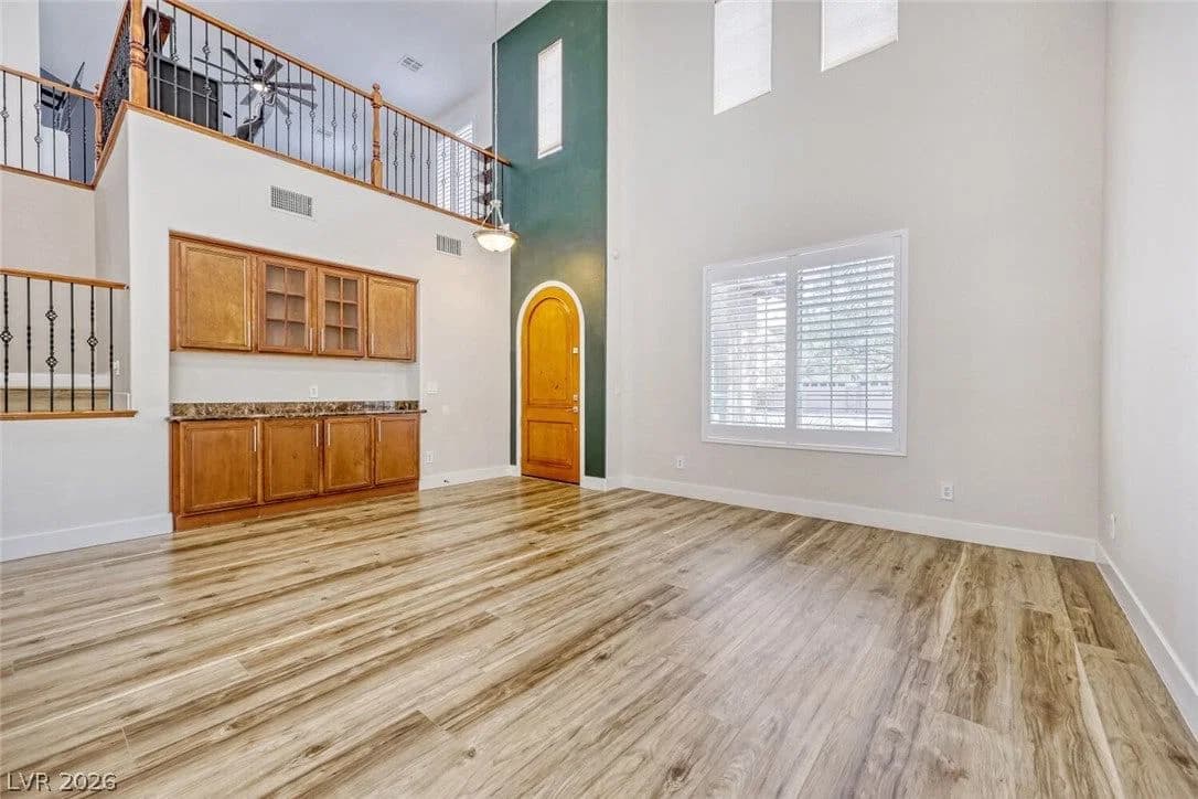 8592 Garden Valley Court photo 3