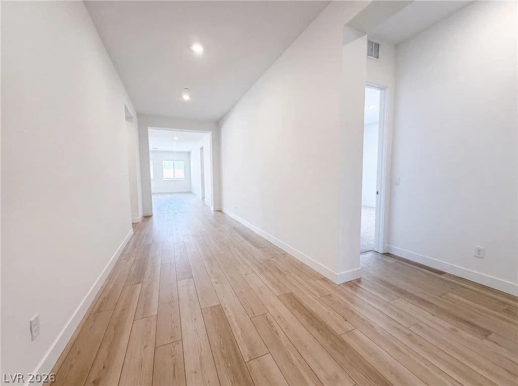 8289 Warbonnet Way photo 5