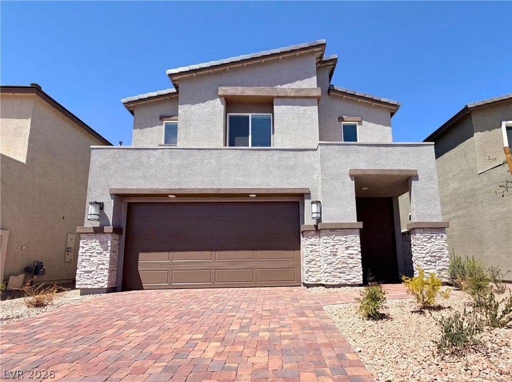 8364 Caldera Hills Avenue