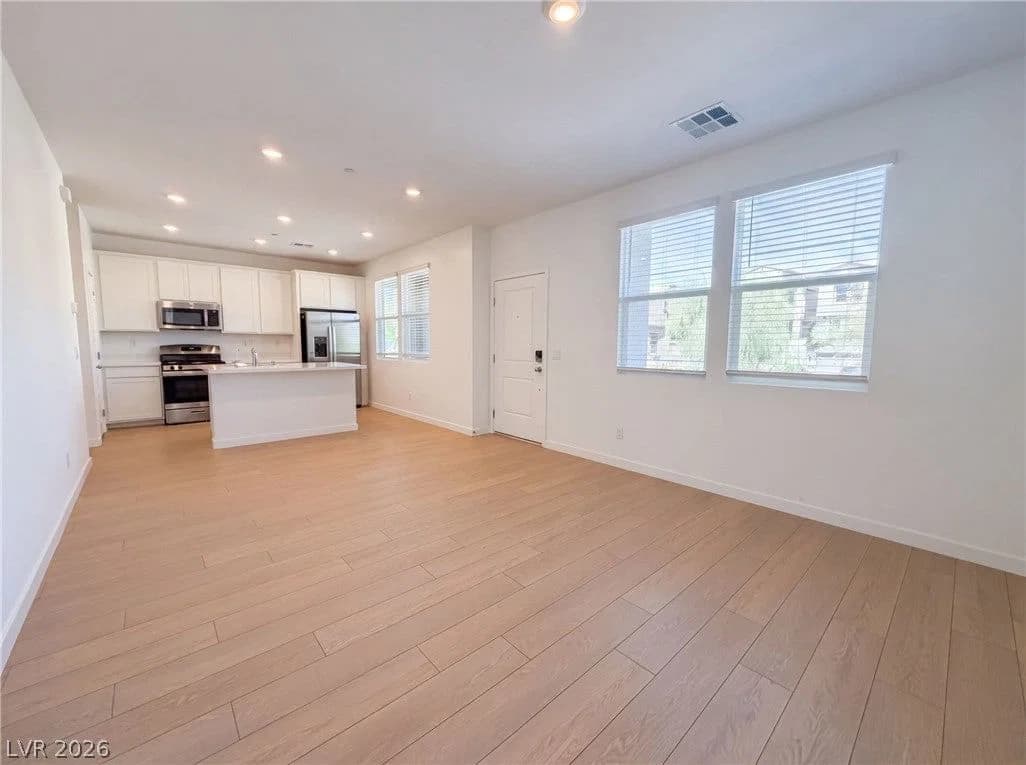 305 Crescent Glow Lane photo 3