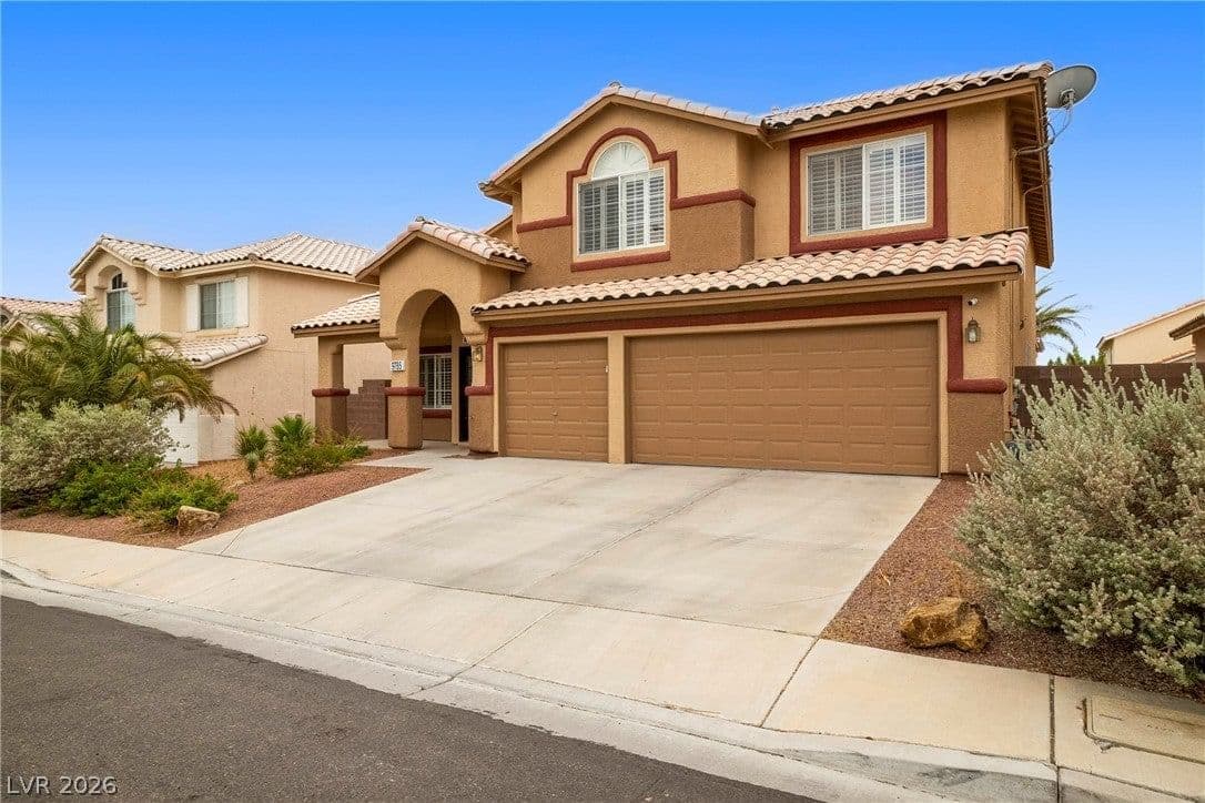 9785 Gallo Drive photo 2
