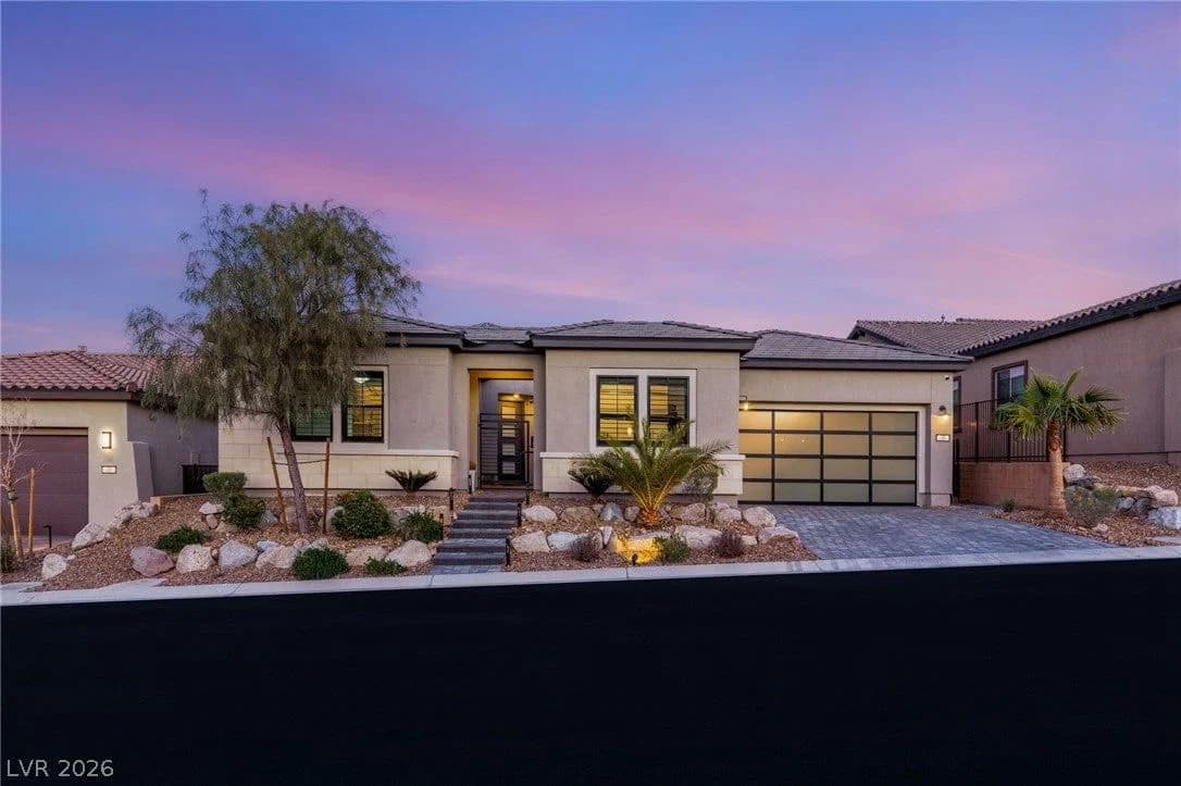 36 Thorn Creek Street