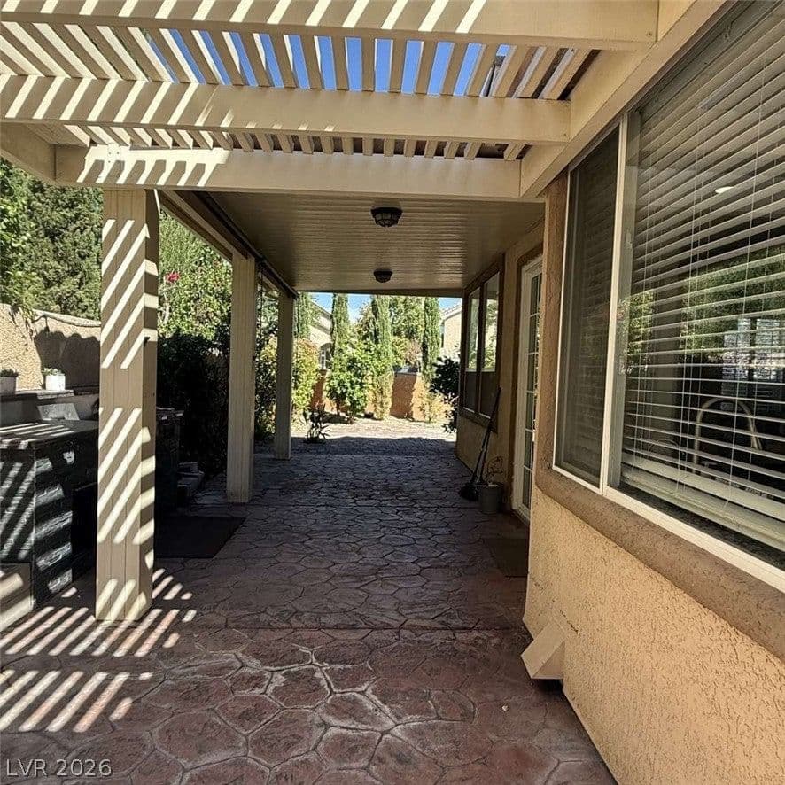 9329 Eagle Ridge Drive photo 5