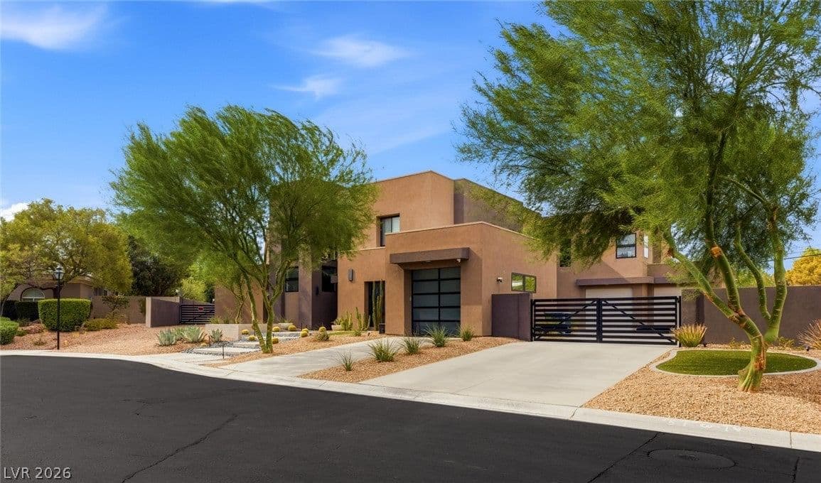 3740 Caesars Circle photo 4