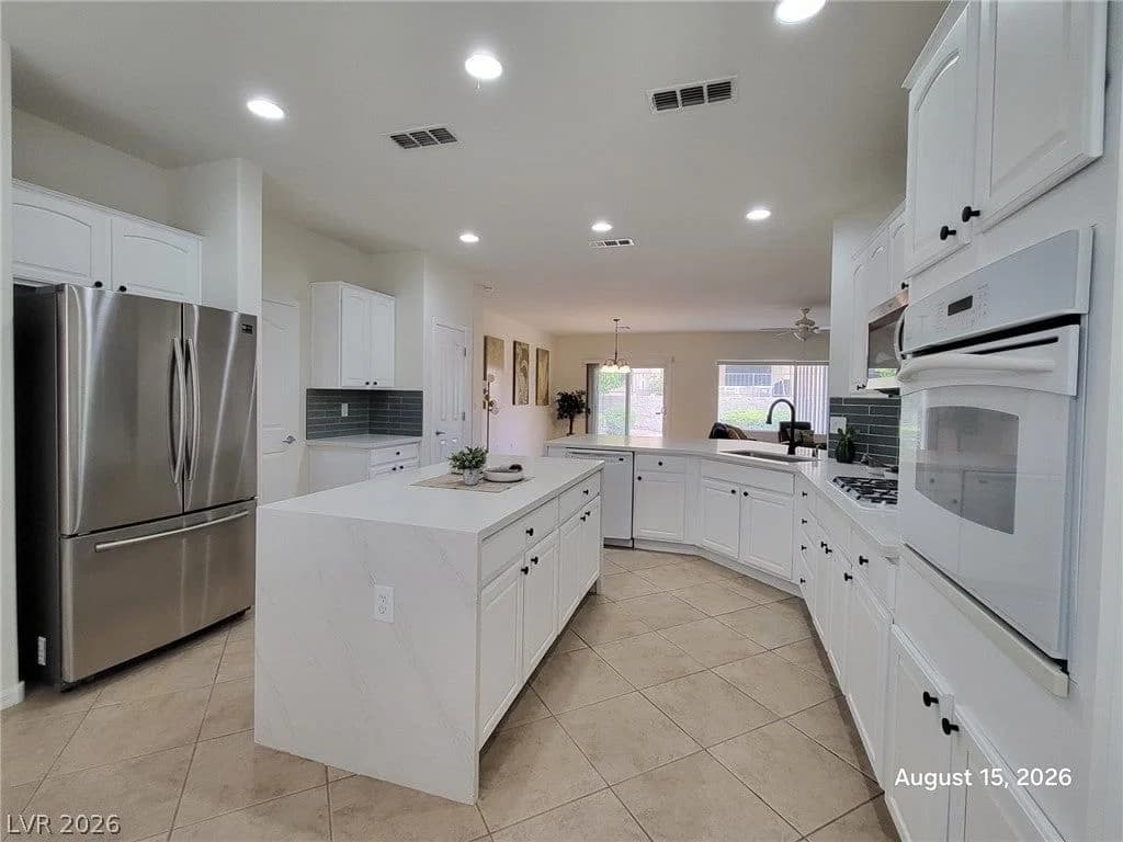 2116 Twin Falls Drive photo 4