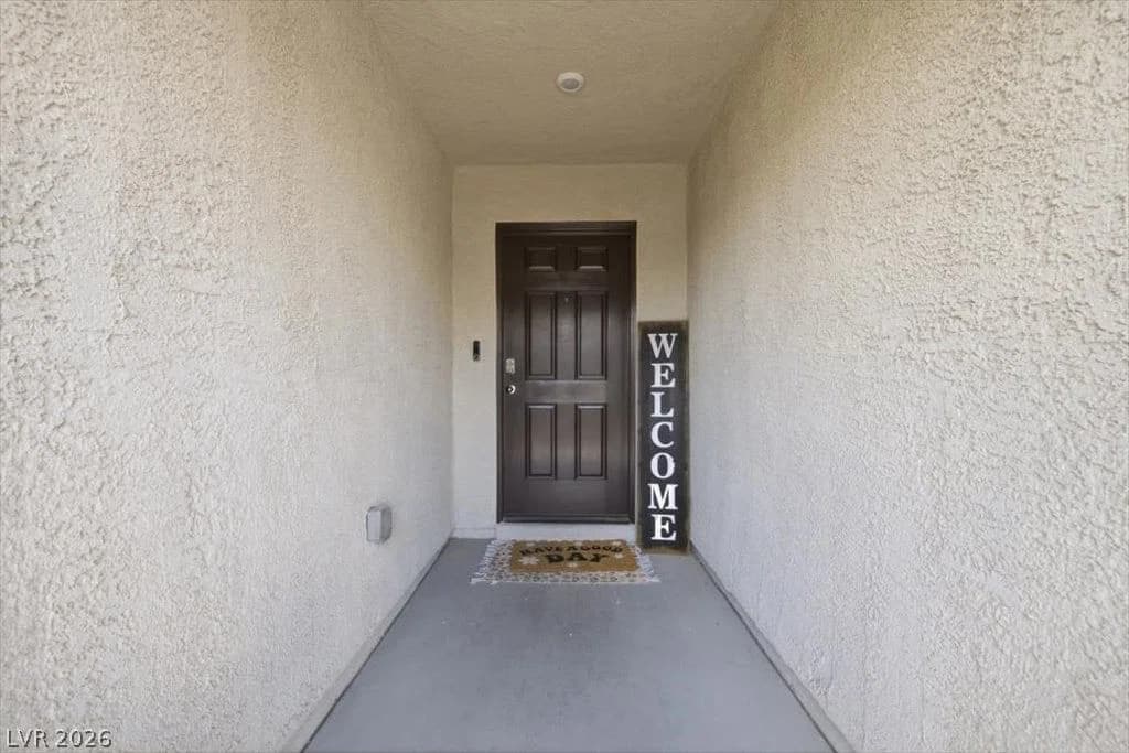 297 Bridal Veil Falls Street photo 2