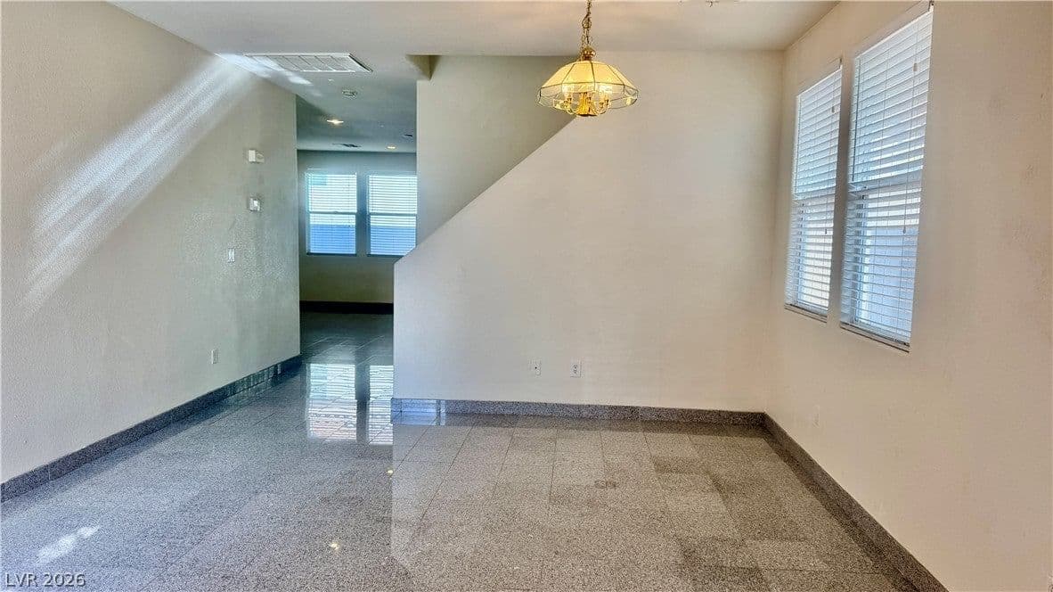 144 Temple Wood Court photo 5