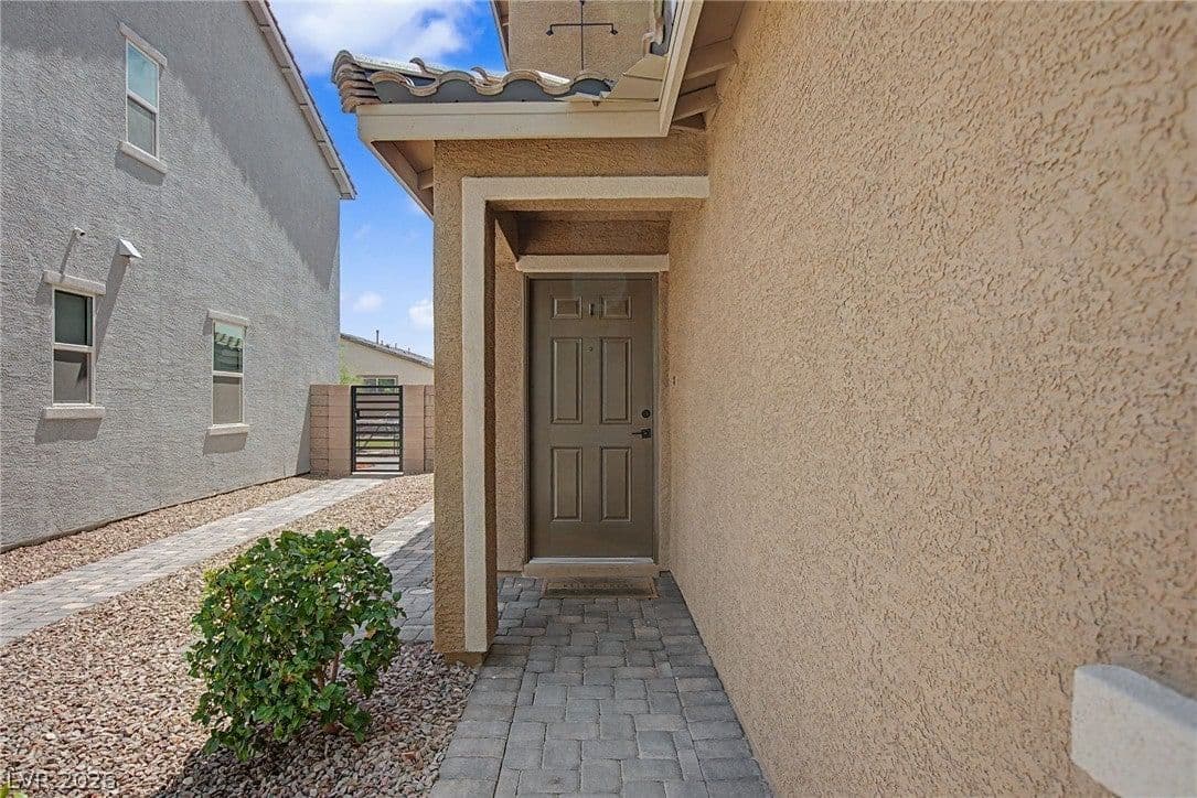 4521 Hidden Stone Avenue photo 4