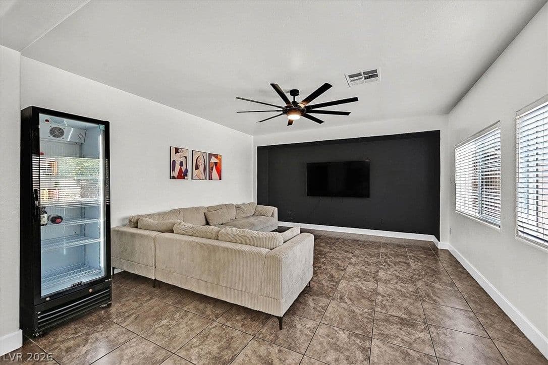 10140 Iron Wood Peak Avenue photo 5