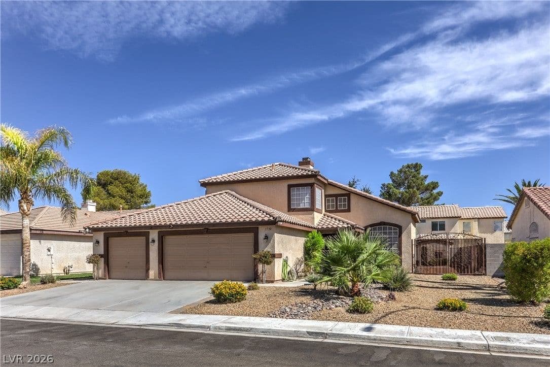 1730 Running Creek Drive photo 3
