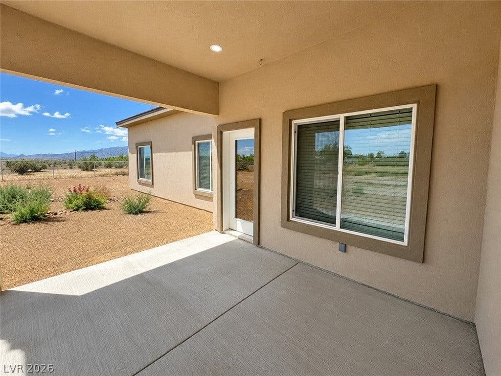6141 Lisa Lane photo 5