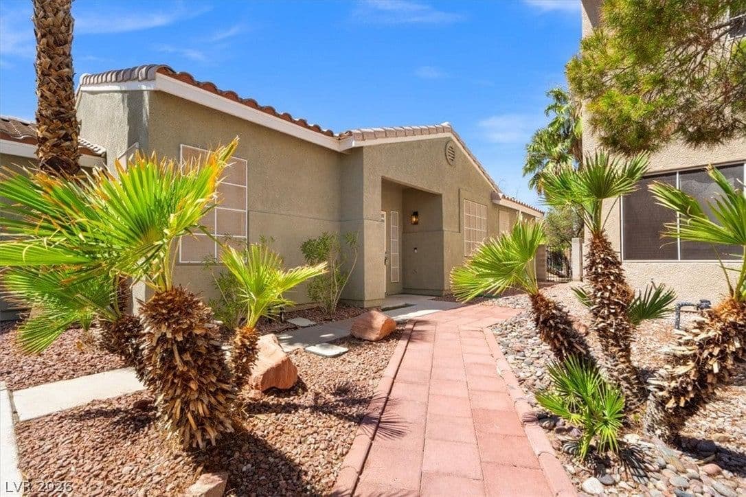 1028 Country Skies Avenue photo 4