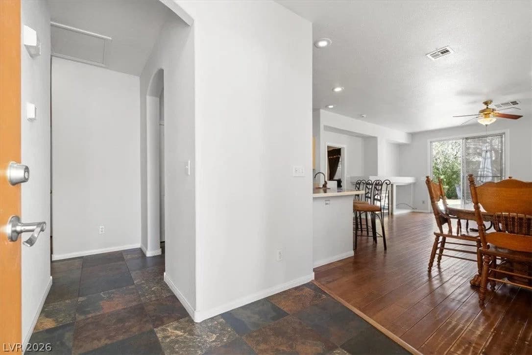 1028 Country Skies Avenue photo 5