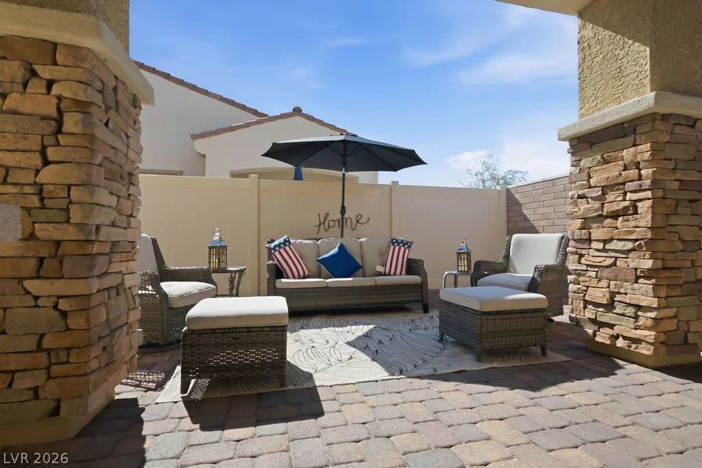 794 Charming Holly Street photo 5